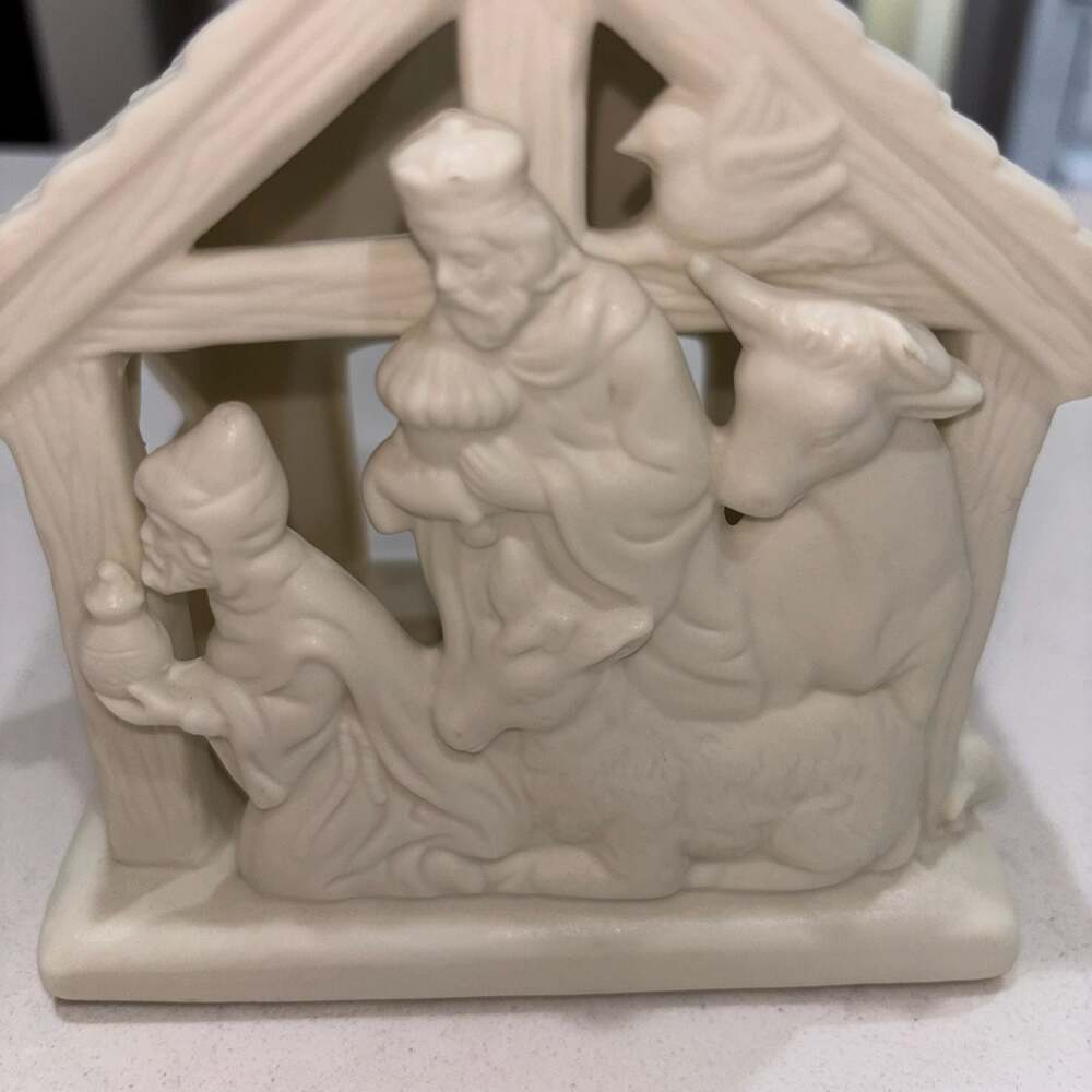 PartyLite O Little Town 3 Kings Bisque Porcelain Tealight Candle Holder P7314 - Picture 2 of 9